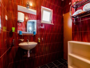 Apartments Aura - Comfort Studio Apartment 6 with shared swimming pool